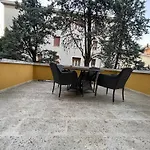 Garden Suite / Del Ducato